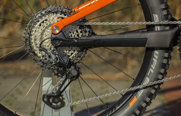 Řazení 1x12 převodů zajišťuje nejvyšší sada Shimano XTR. | MACINA PROWLER PRESTIGE 2020