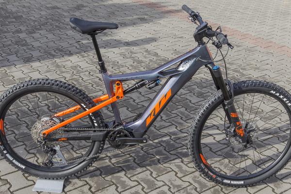 Elektrokolo KTM MACINA KAPOHO MASTER 2021 - elektrokolo KTM, horské celoodpružené - Galerie #1