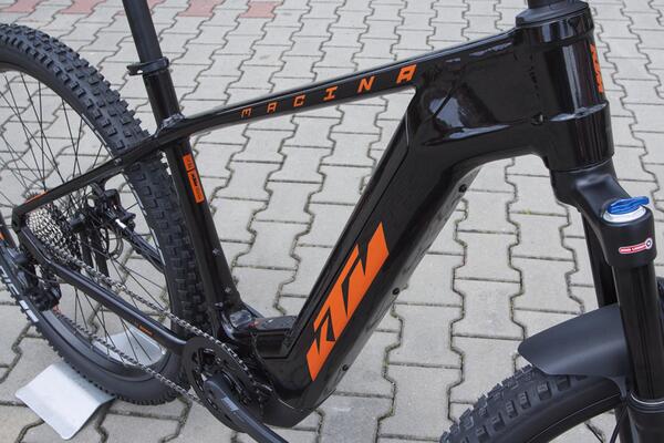 Elektrokolo KTM MACINA TEAM 792 2022 - horské elektrokolo KTM s pevným rámem - Galerie #2