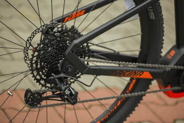 Elektrokolo KTM MACINA RACE 293 2019 - horské elektrokolo KTM s pevným rámem - Galerie #3