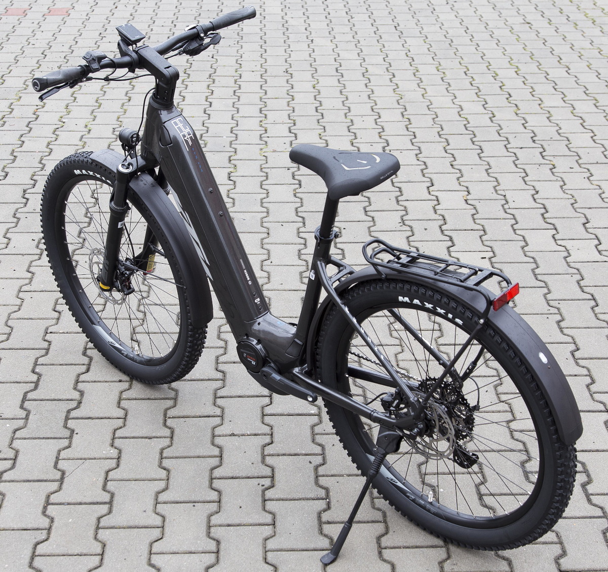 MACINA AERA 772 LFC 2022 horské elektrokolo KTM s pevným rámem