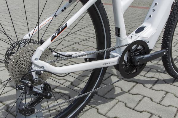 Elektrokolo KTM MACINA CROSS 720 dám. 2022 - elektrokolo KTM, dámské krosové - Galerie #5
