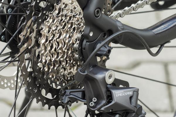 Elektrokolo KTM MACINA TOUR CX 610 US 2022 black - elektrokolo KTM, městské a silníční - Galerie #5