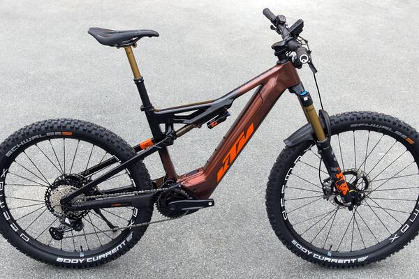 Elektrokolo KTM MACINA KAPOHO PRESTIGE 2024 - elektrokolo KTM, horské celoodpružené - Galerie #1