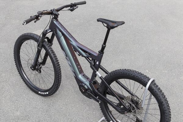 Elektrokolo KTM MACINA KAPOHO ELITE 2024 - elektrokolo KTM, horské celoodpružené - Galerie #1