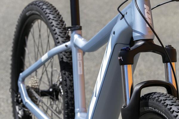 Elektrokolo KTM MACINA RACE 572 GLORIOUS dámské 2024 - horské elektrokolo KTM s pevným rámem - Galerie #5
