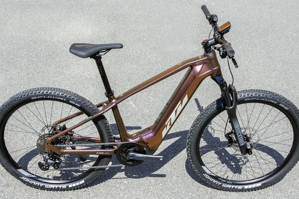 Elektrokolo KTM MACINA TEAM 772 GLORIOUS dámské 2024 - horské elektrokolo KTM s pevným rámem - Galerie #1