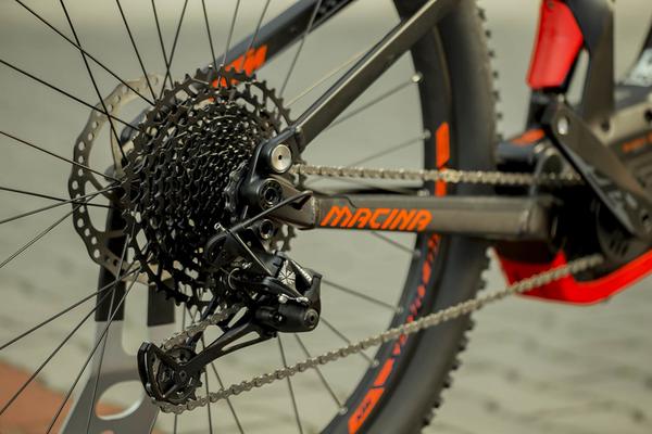 Elektrokolo KTM MACINA LYCAN 274 2019 - elektrokolo KTM, horské celoodpružené - Galerie #4