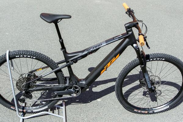 Elektrokolo KTM MACINA SCARP SX ELITE 2025 - elektrokolo KTM, horské celoodpružené - Galerie #1