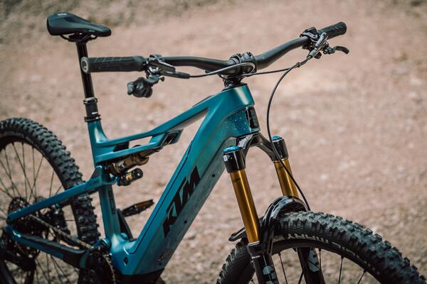 Elektrokolo KTM MACINA KAPOHO PRESTIGE 2025 - elektrokolo KTM, horské celoodpružené - Galerie #2