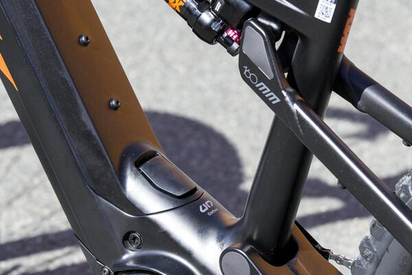 Elektrokolo KTM MACINA KAPOHO MASTER 2025 - elektrokolo KTM, horské celoodpružené - Galerie #2