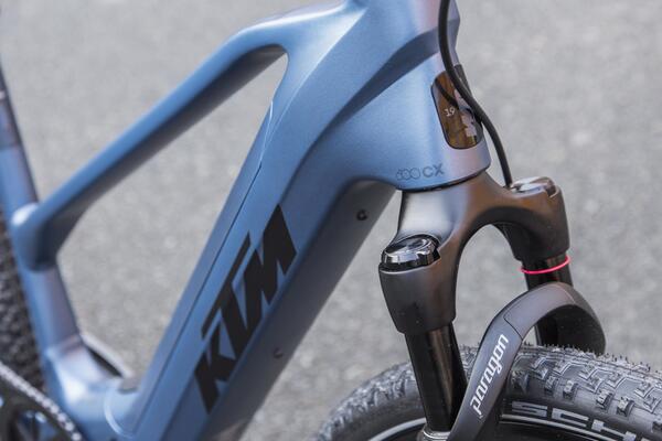 MACINA CROSS CX 810 2025 dámské - krosové a gravel elektrokolo KTM - Galerie #4