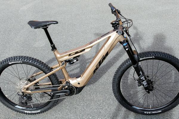 Elektrokolo KTM MACINA KAPOHO 8972 XT - elektrokolo KTM, horské celoodpružené - Galerie #1