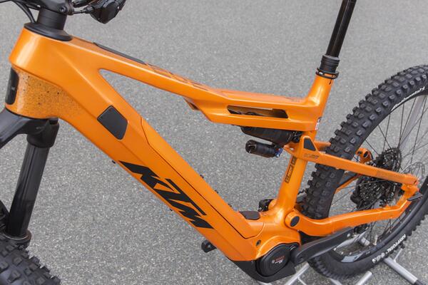 Elektrokolo KTM MACINA KAPOHO 8973 - elektrokolo KTM, horské celoodpružené - Galerie #2