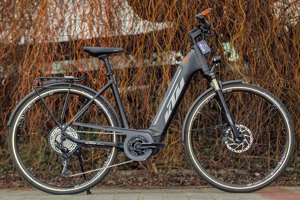 Elektrokolo KTM MACINA SPORT 610 US 2020 - elektrokolo KTM, městské - Galerie #1