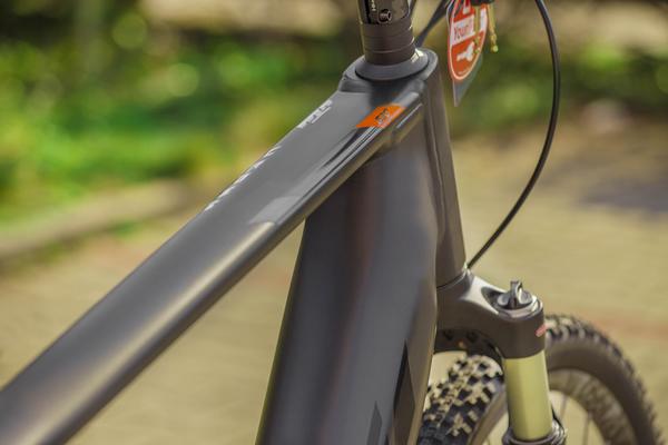 MACINA CROSS 610 2020 - pánské krosové elektrokolo KTM - Galerie #5