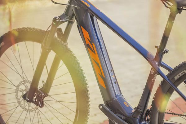 Elektrokolo KTM MACINA TEAM 292 GLORIOUS dámské 2020 - horské elektrokolo KTM s pevným rámem - Galerie #4