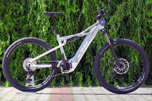 Elektrokolo KTM MACINA LYCAN 271 GLORIOUS dámské 2020 - elektrokolo KTM, horské celoodpružené - Galerie #1