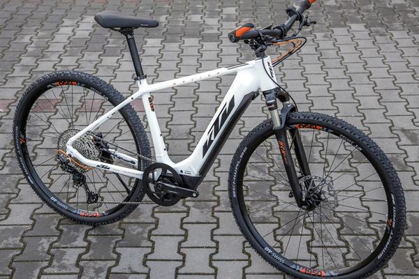 MACINA CROSS 610 2021 - pánské krosové elektrokolo KTM - Galerie #1